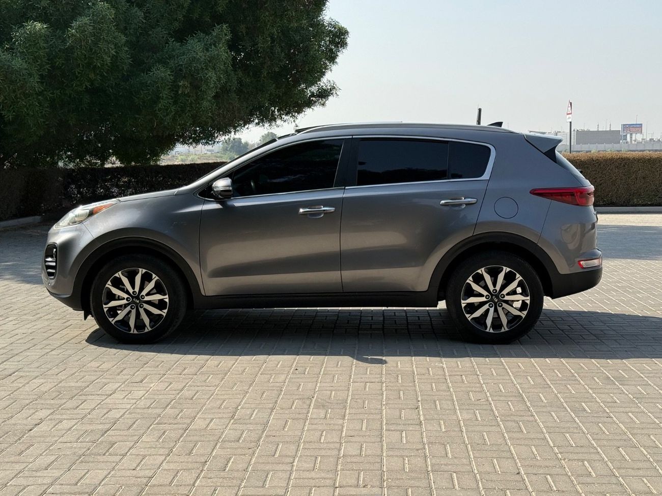 Kia Sportage LX Top 2.4L