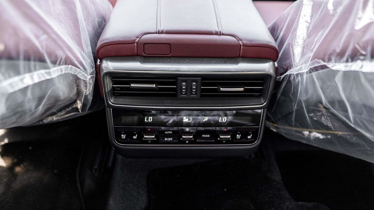 لكزس LX 600 2025 Lexus LX600 Signature 3.5L AT Petrol (Black-Red) Wood Accent