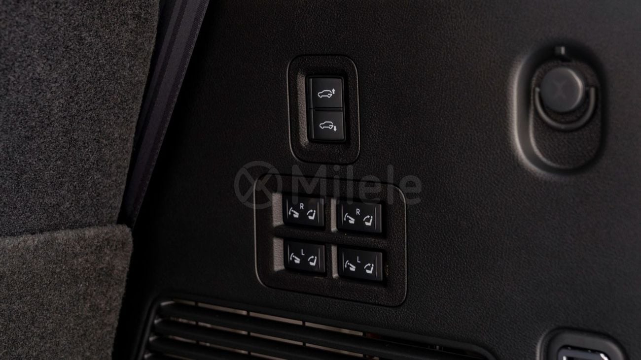 Infiniti QX80 AUTOGRAPH CAPTAIN CHAIRS INFINITI QX80 | 2-YEAR WARRANTY + SERVICE AVAILABLE | IN-HOUSE FINANCING |