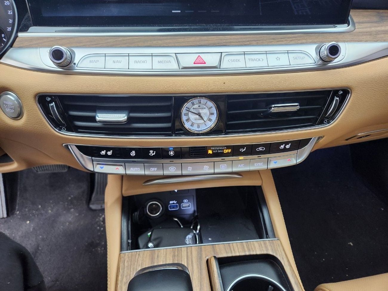 كيا K900 Std 3.8L