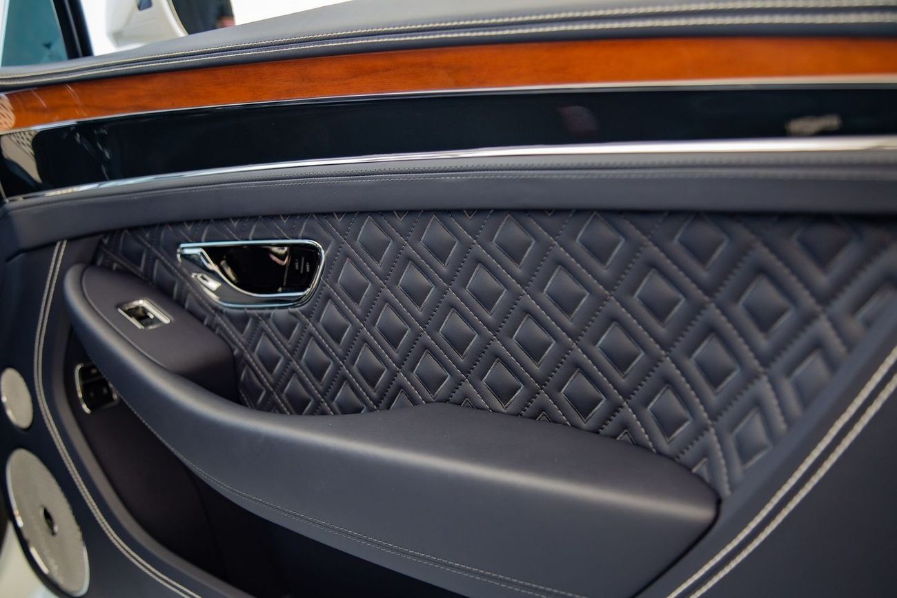 Used Bentley Continental GT Bentley GT V8 Black Edition 2021 for sale ...