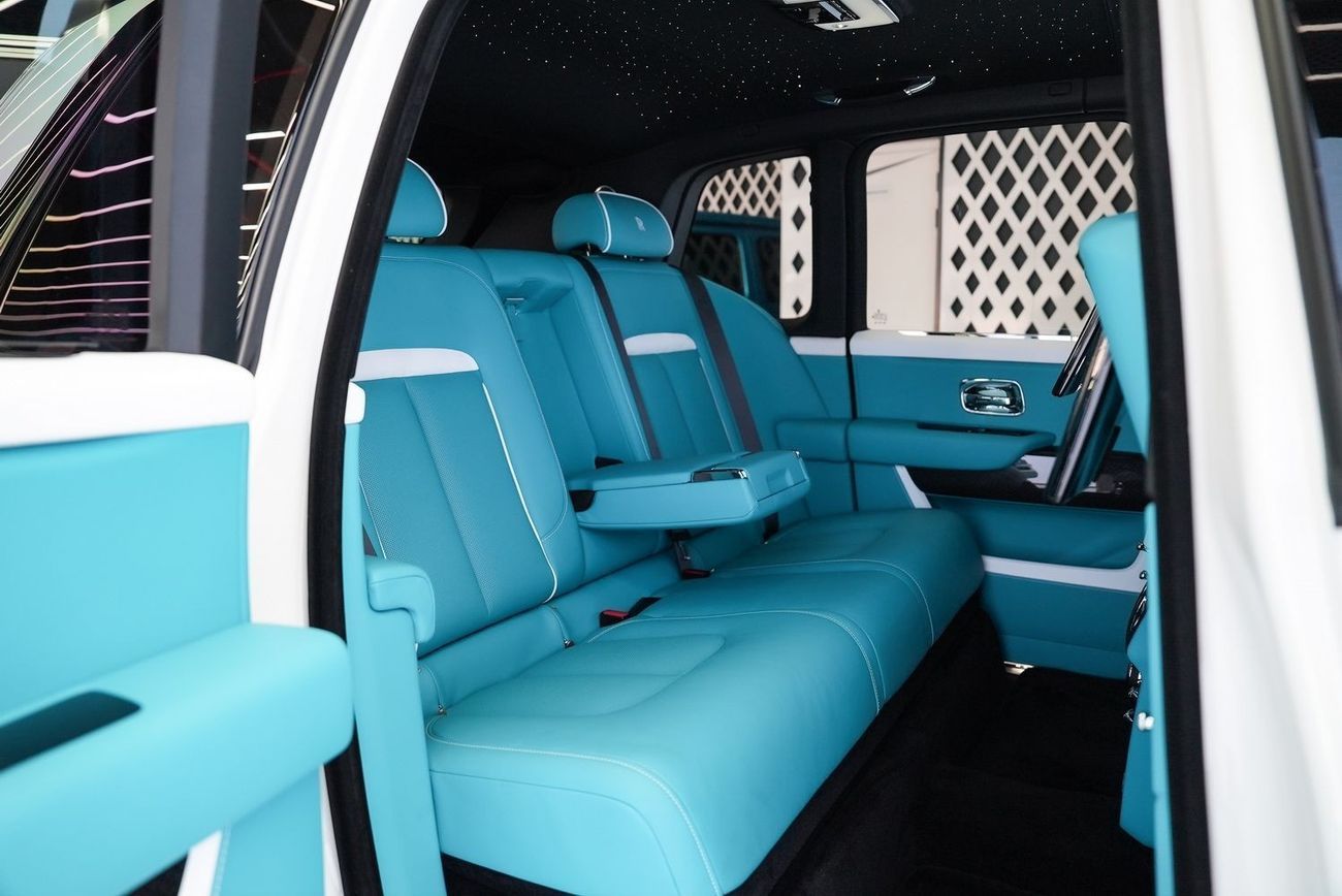 Rolls-Royce Cullinan Rolls Royce Cullinan Black Badge Series 2