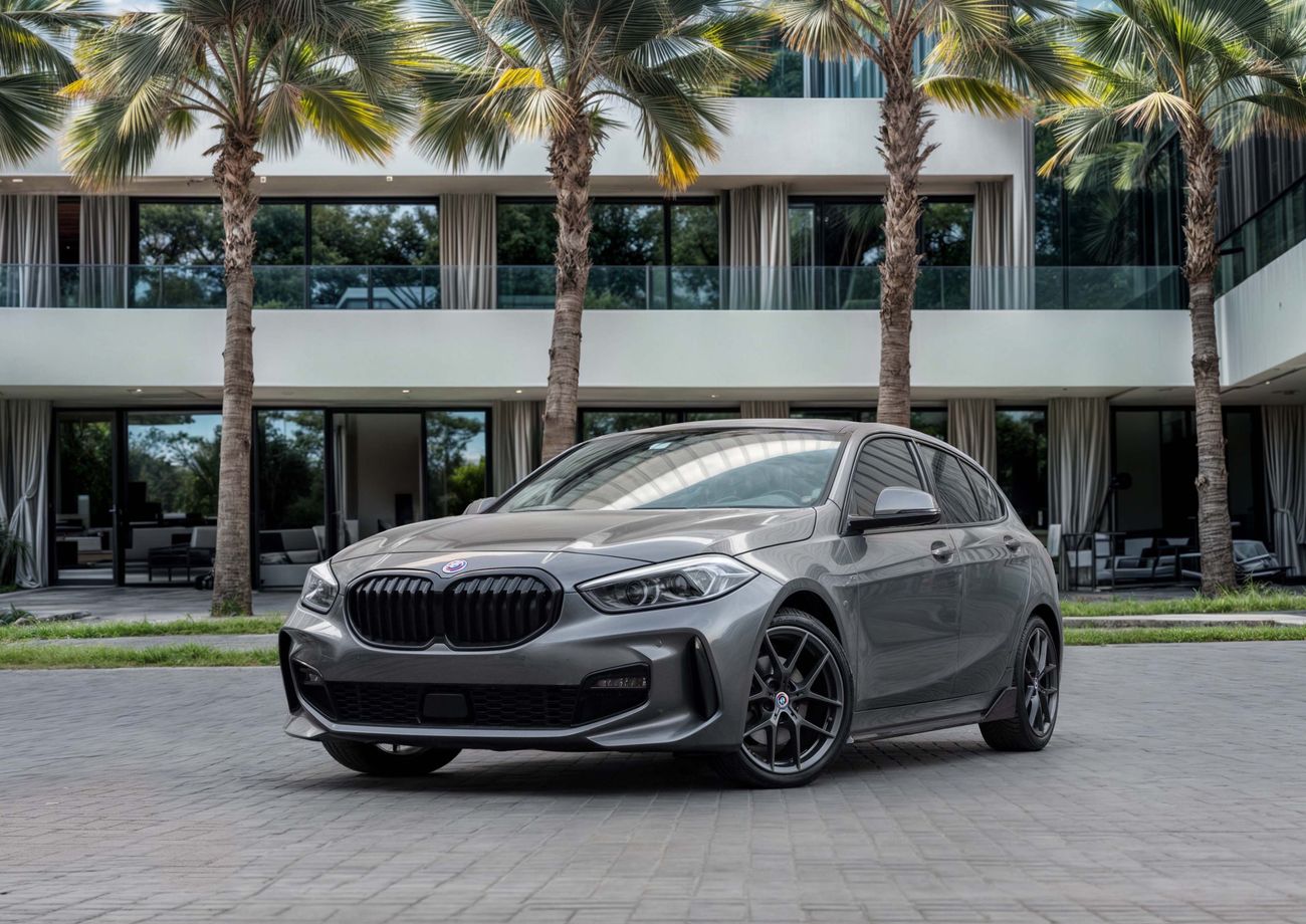 بي أم دبليو 118 118i M-Kit | 1,861 P.M | 0% Downpayment | Impeccable Condition!