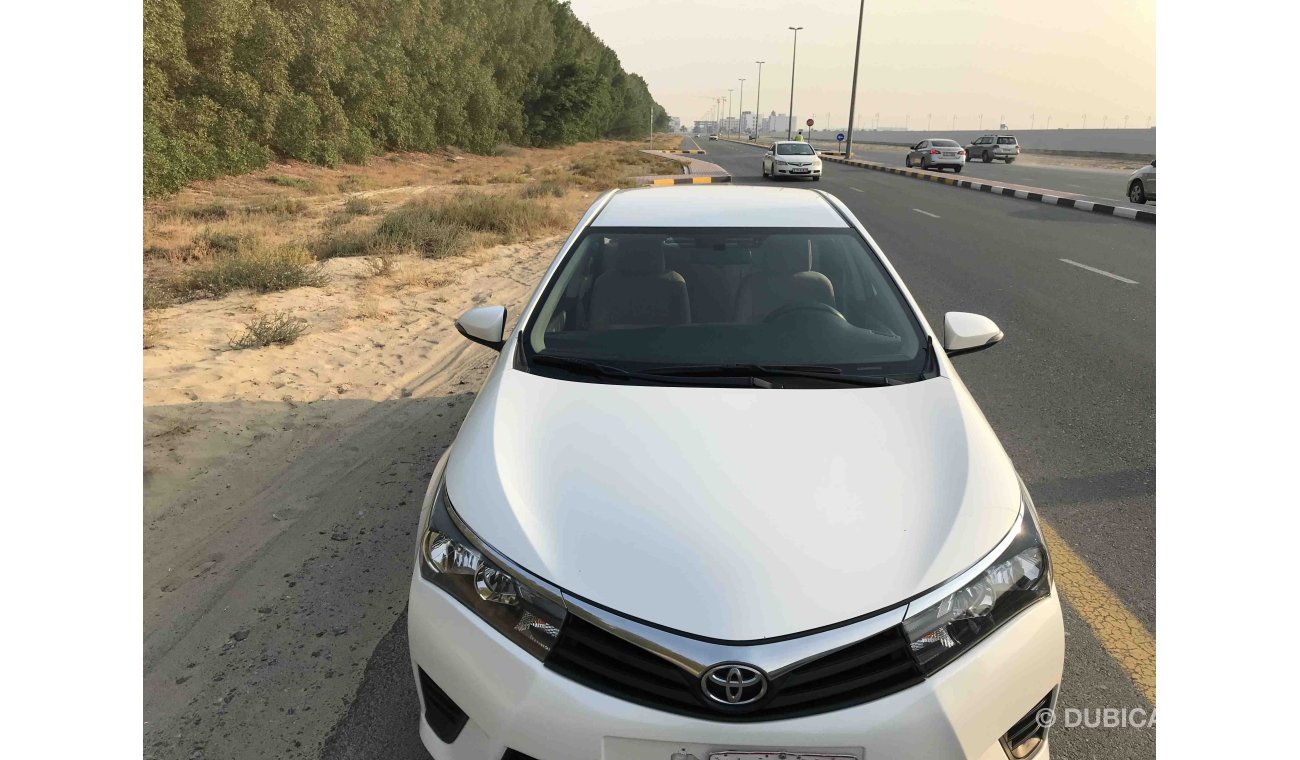 Toyota Corolla model 2015 gcc very celen car