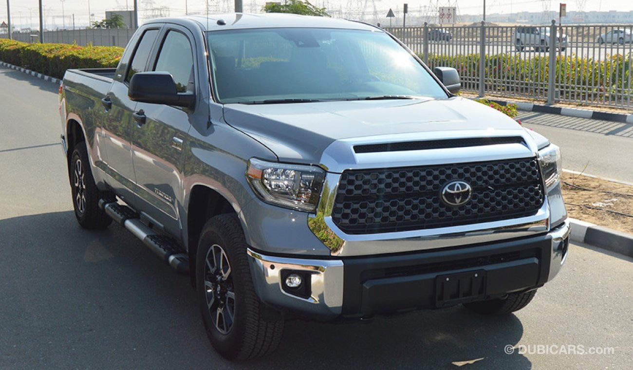 Toyota Tundra Crewmax SR5 2018, 0km, 5.7L V8