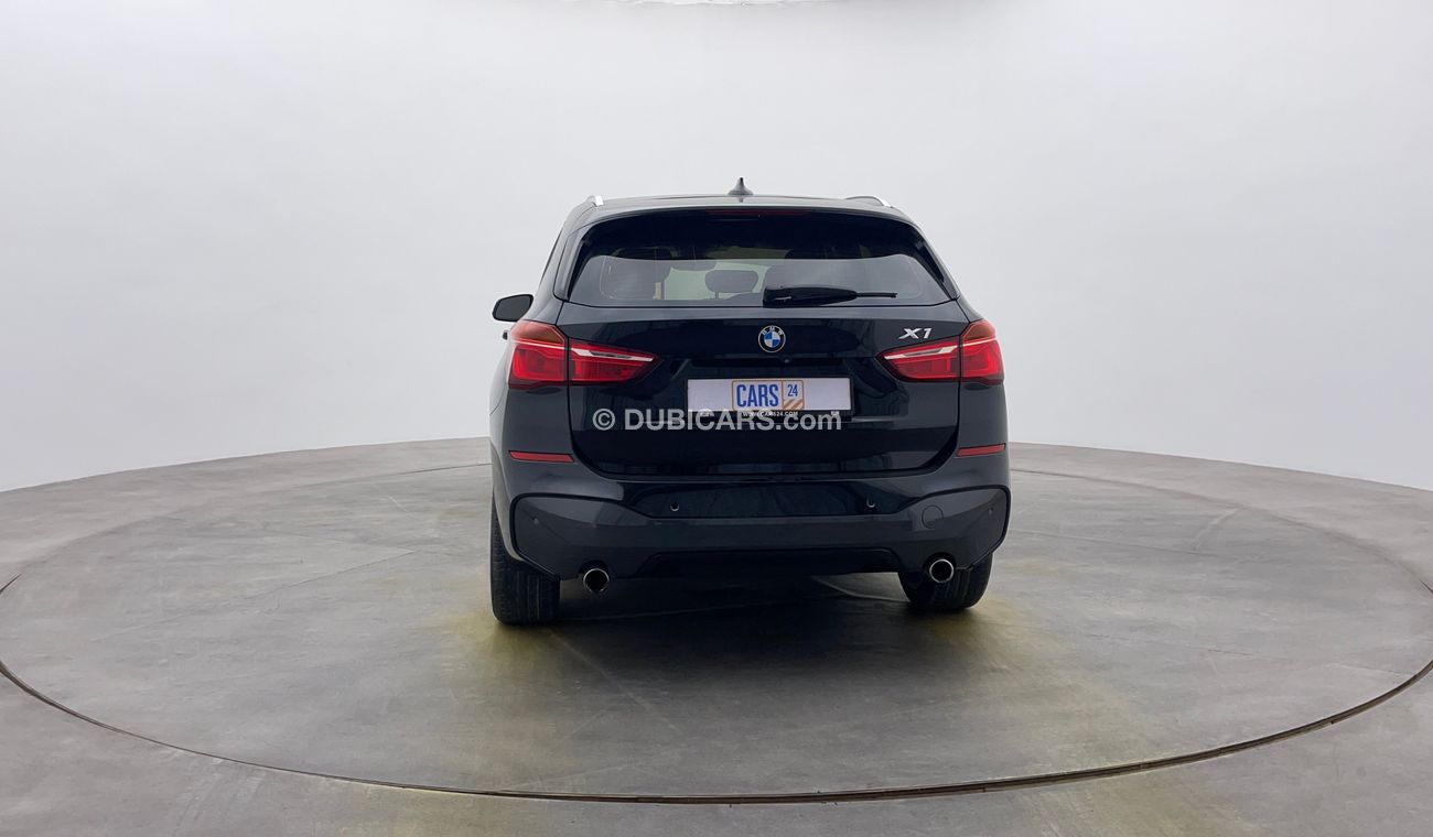 بي أم دبليو X1 2 2000