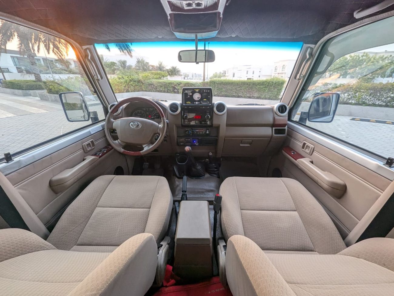 Toyota Land Cruiser Pick Up 