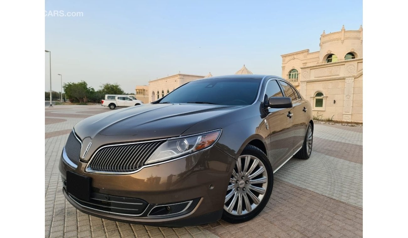 Lincoln MKS LINCOLIN MKS GCC 2015 FULL OPTION PERFECT CONDITION