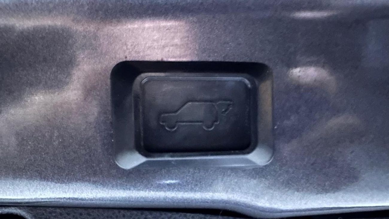 Toyota RAV4 XLE Full option