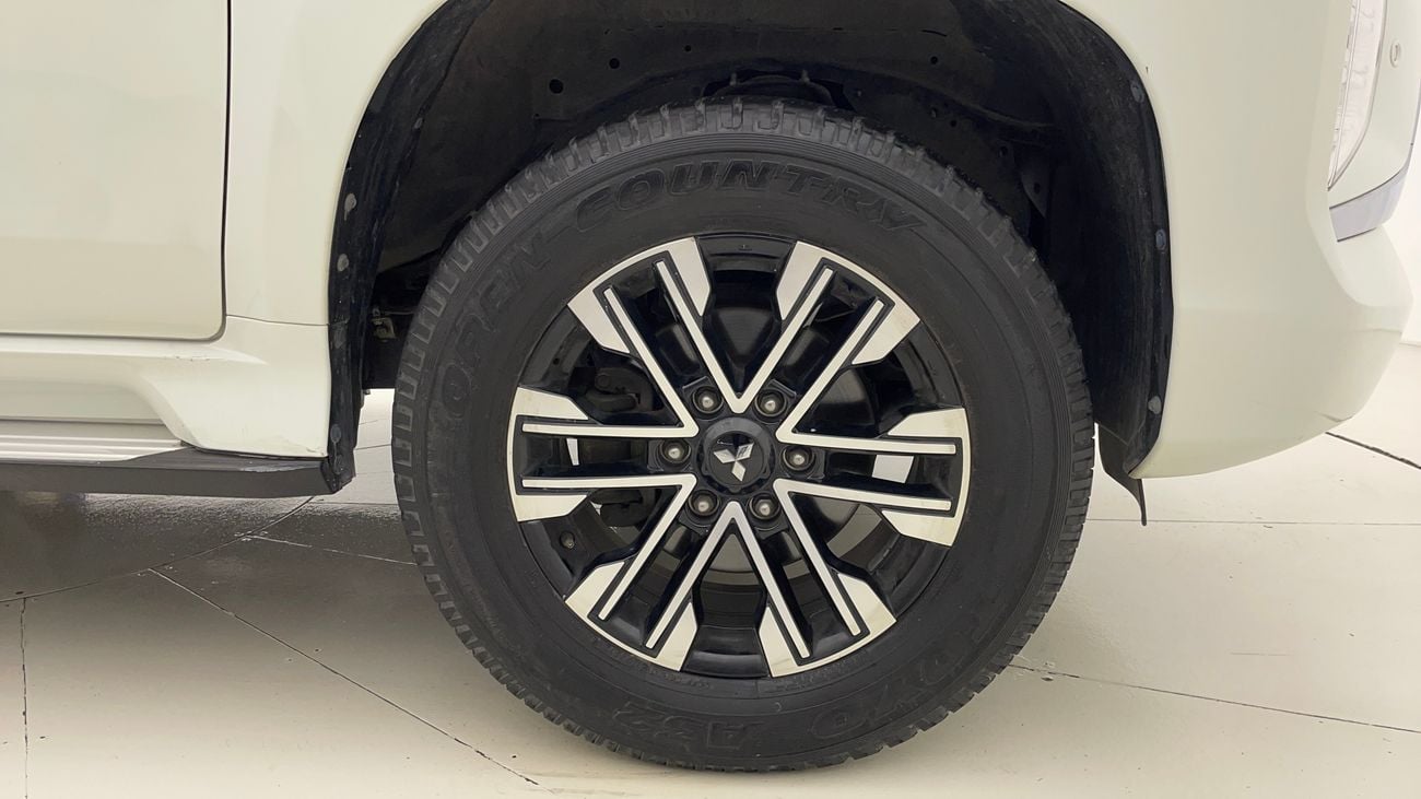 Mitsubishi Montero Sport GLS PREMIUM 3 | Zero Down Payment | Home Test Drive