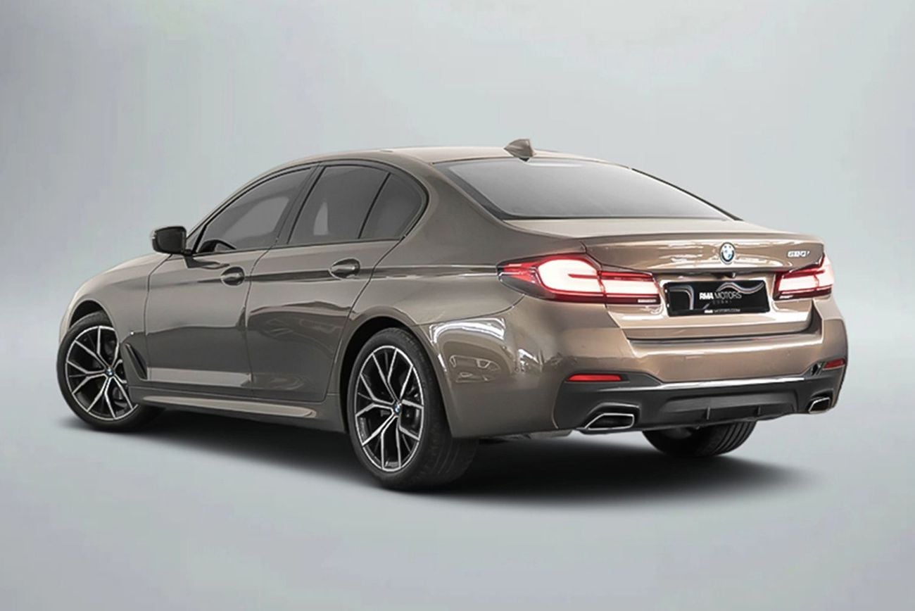 بي أم دبليو 520i M SPORT