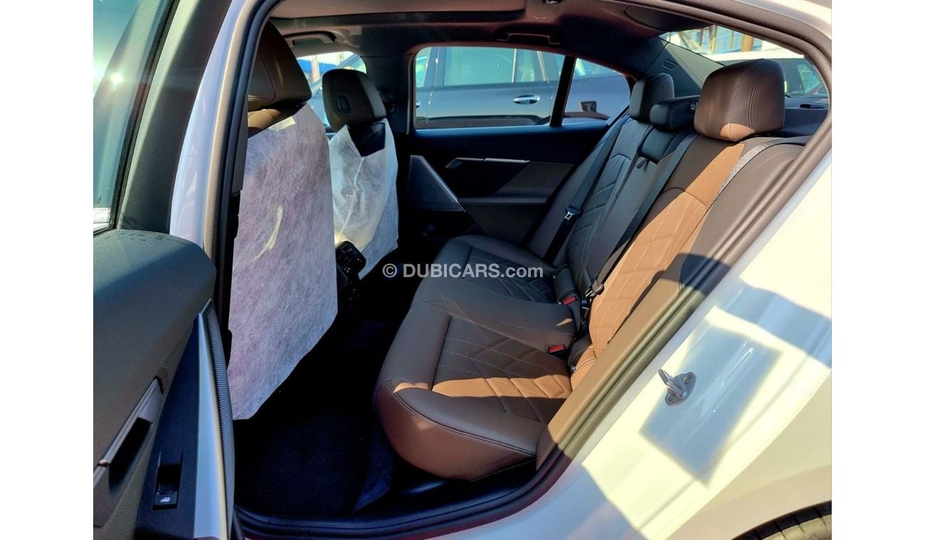 بي أم دبليو 520i i Warranty & Service 2024 GCC