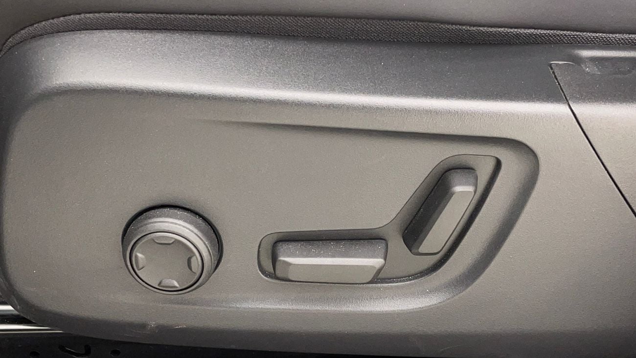 Volvo XC40 B4 ULTIMATE DARK 2 | Zero Down Payment | Home Test Drive