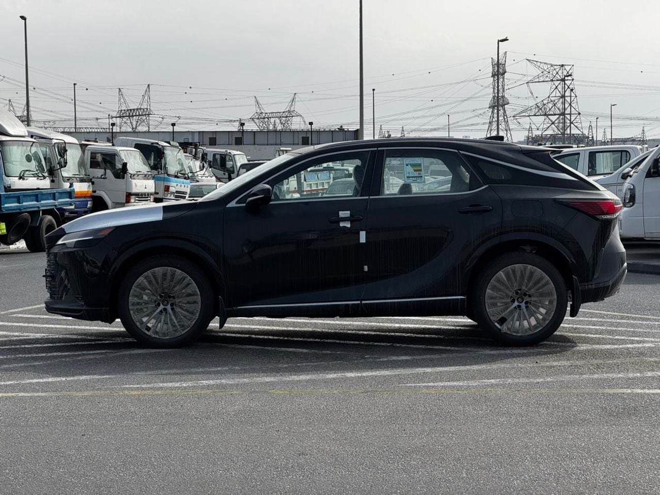 لكزس RC 350 The 2026 Lexus RX350 Signet (GCC/UAE Spec) is a luxury AWD SUV