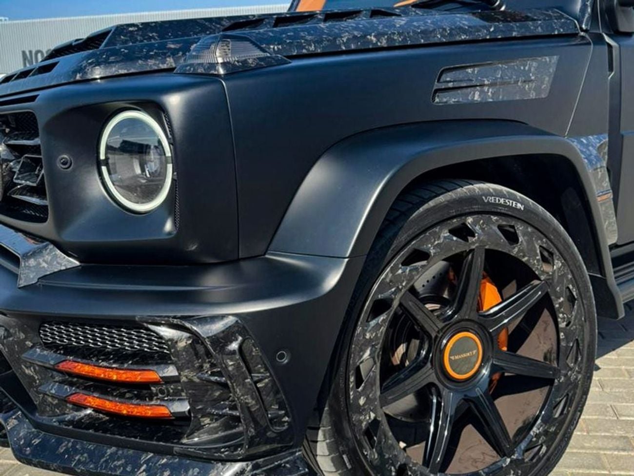 مرسيدس بنز G 63 AMG MANSORY 920HP in LEFT HAND DRIVE