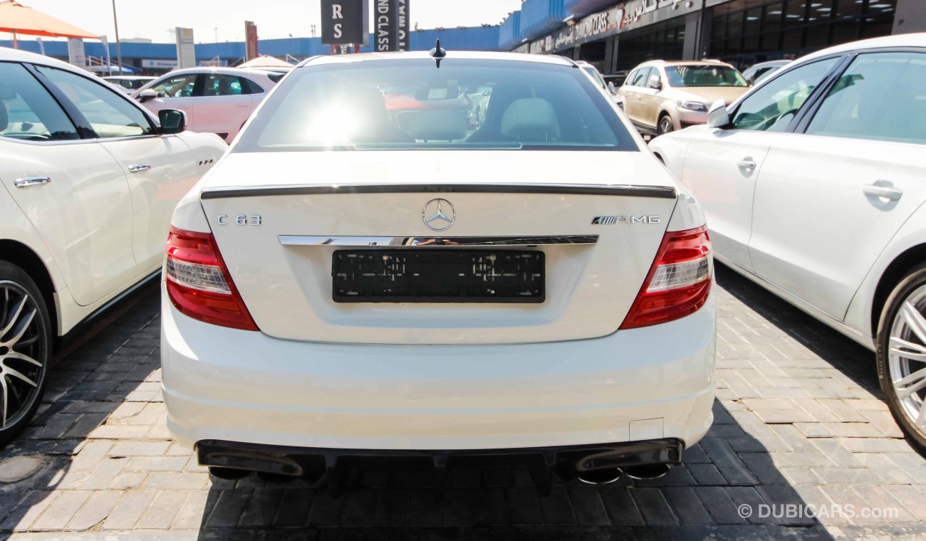 Mercedes-Benz C 63 AMG