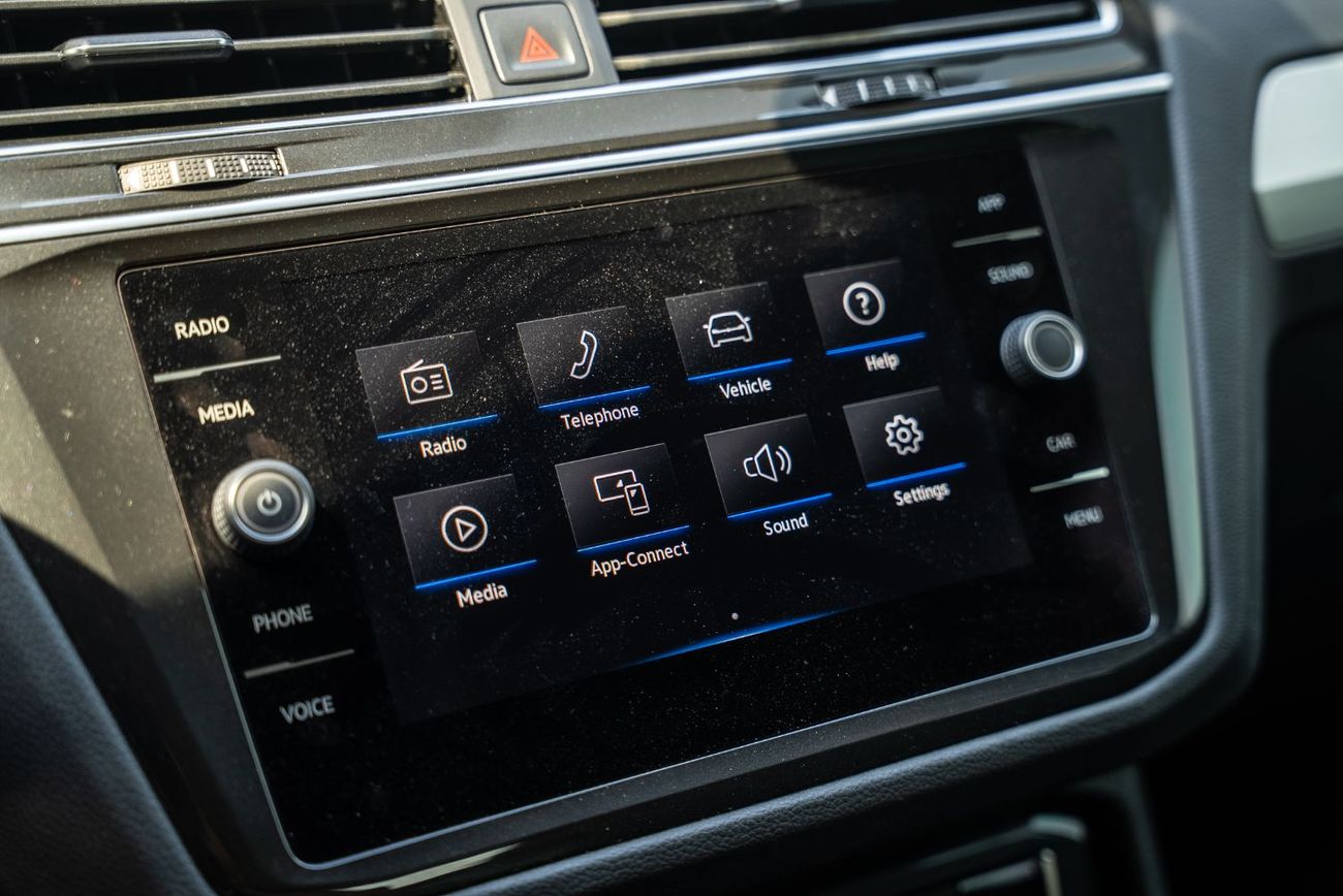 Volkswagen Tiguan Trendline Agency Warranty Full Service History 1.4L 2024 Low Mileage GCC