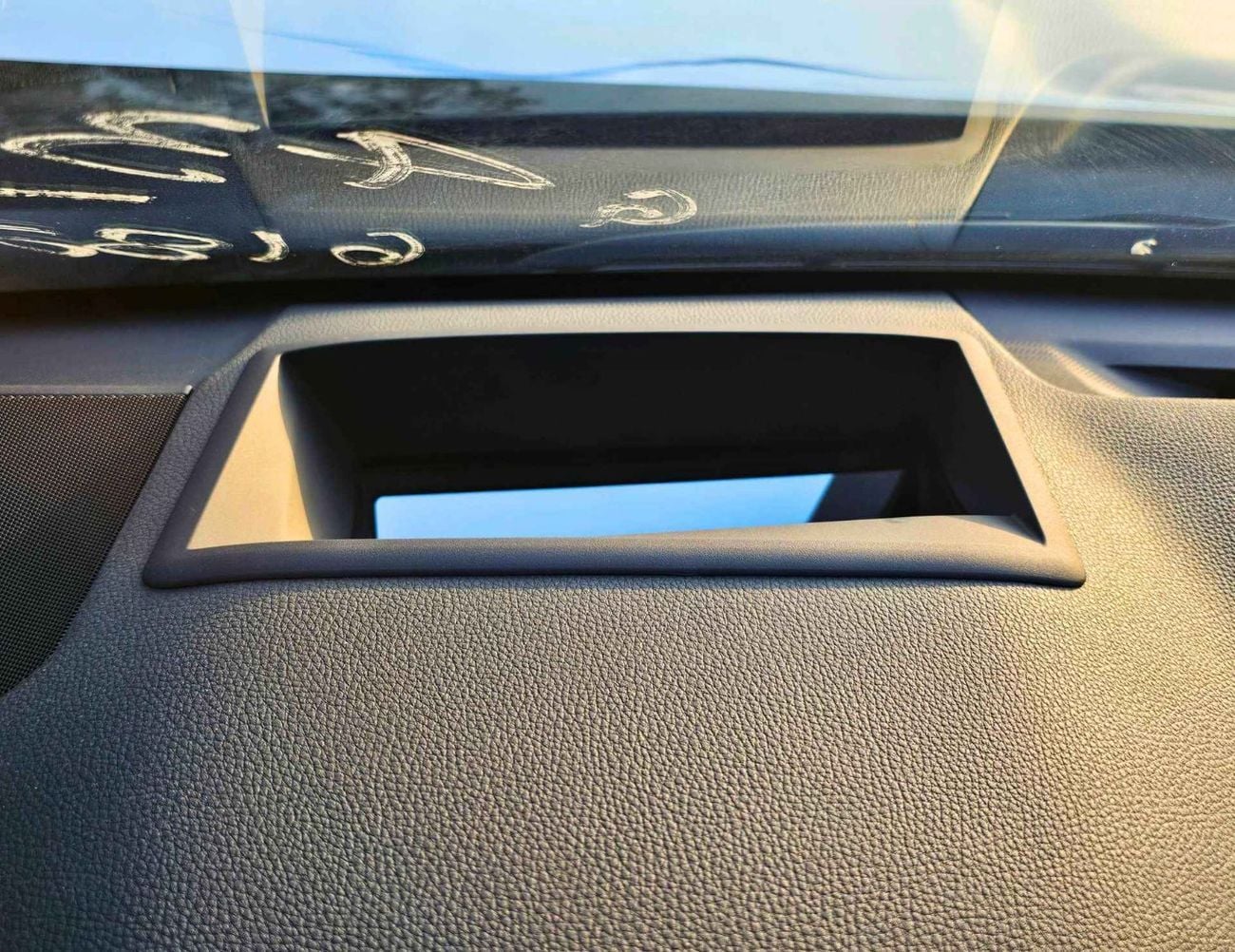 Toyota Land Cruiser VXR TWIN TURBO / 3.5L PETROL V6 4WD / 360* CAMERA / RADAR / DVD / HEADUP DISPLAY /JBL SPKRS / FULL O