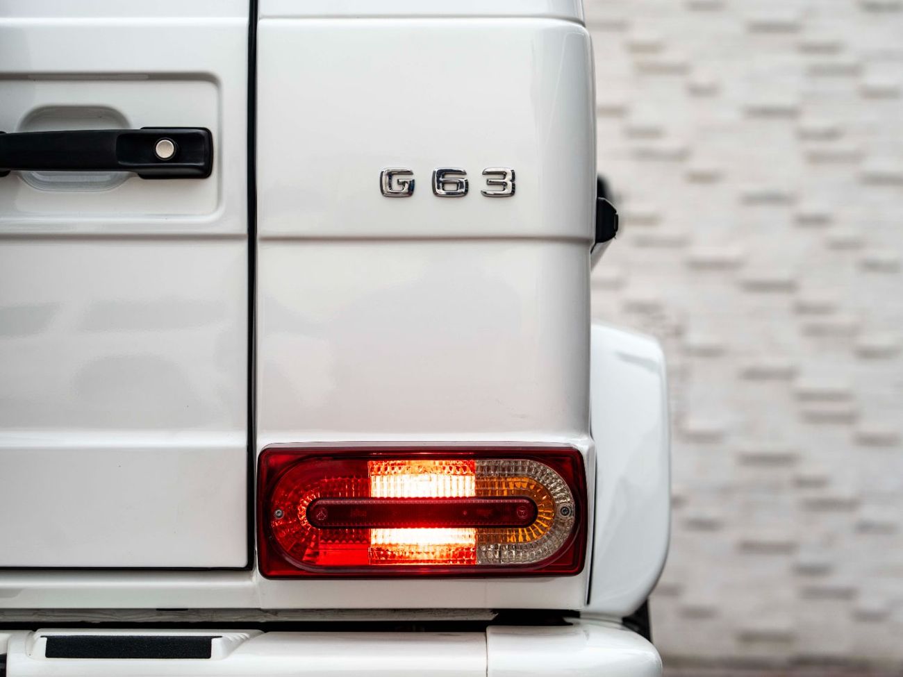 مرسيدس بنز G 63 AMG First Edition 5.5L