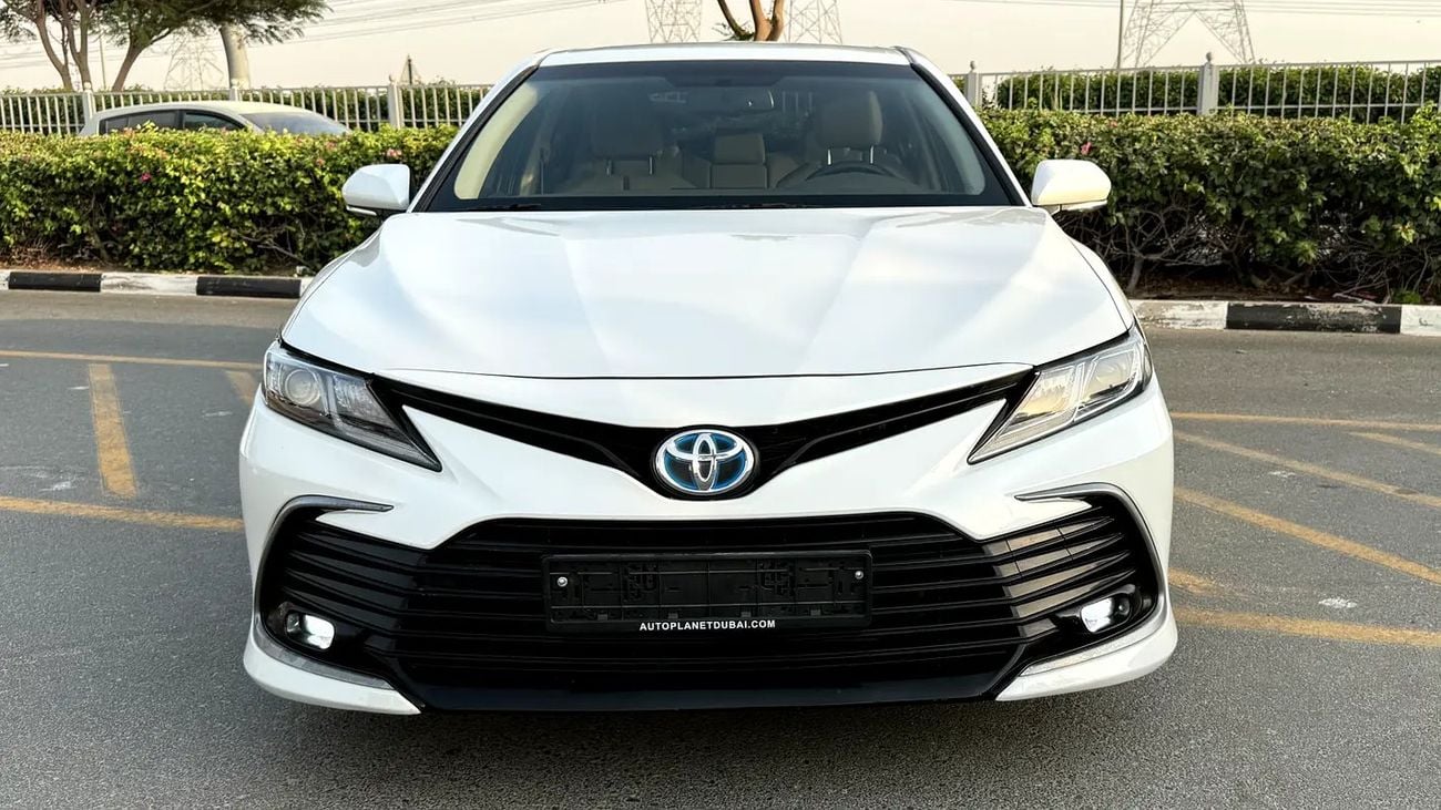 Toyota Camry LE Toyata LE Hybrid GCC specs, Free offers! Bank loan can be arranged!