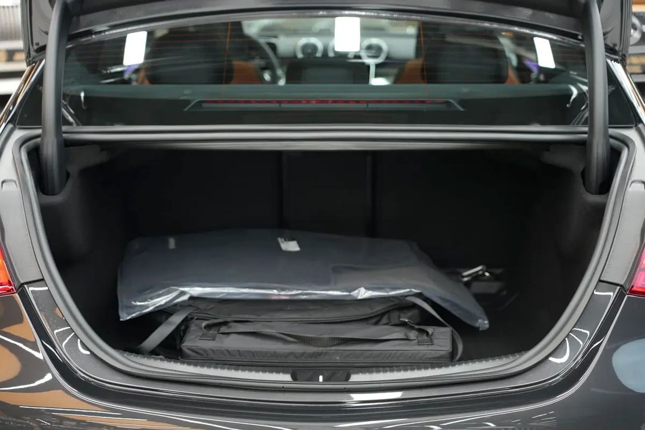 Mercedes-Benz C 200 C 200 | GCC 0km | Agency Warranrty | AMG Package