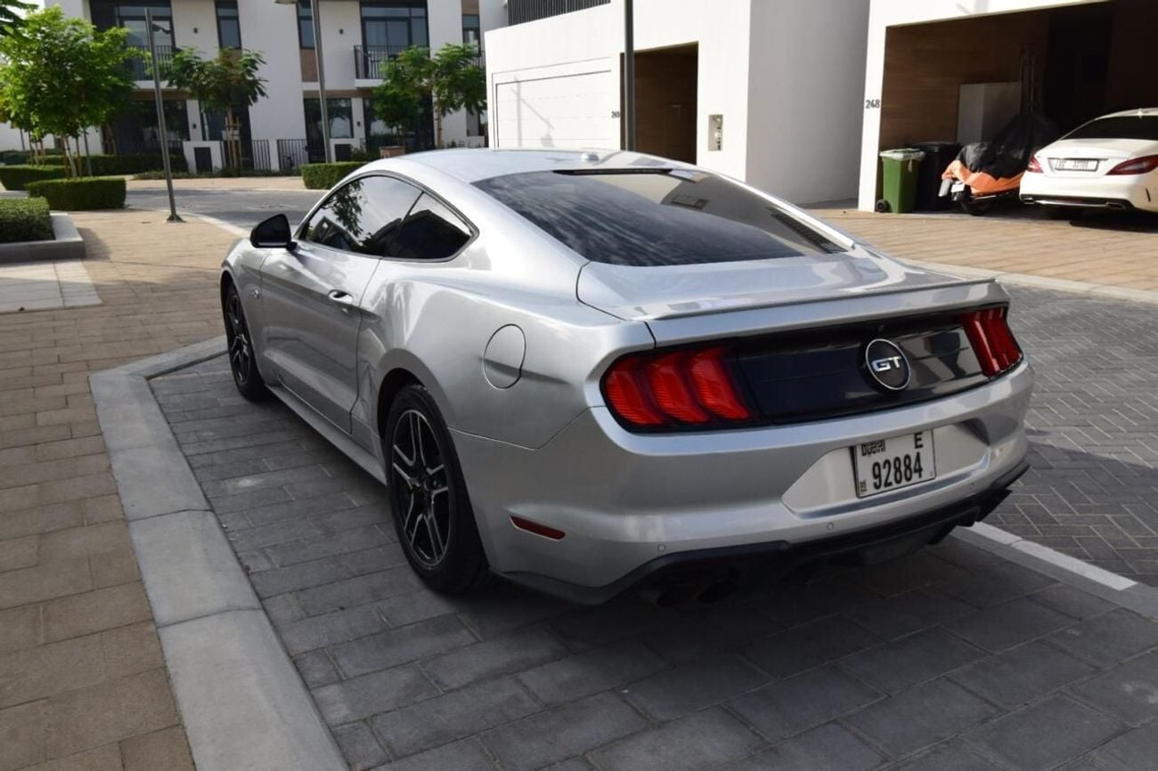 Ford Mustang GT PREMIUM