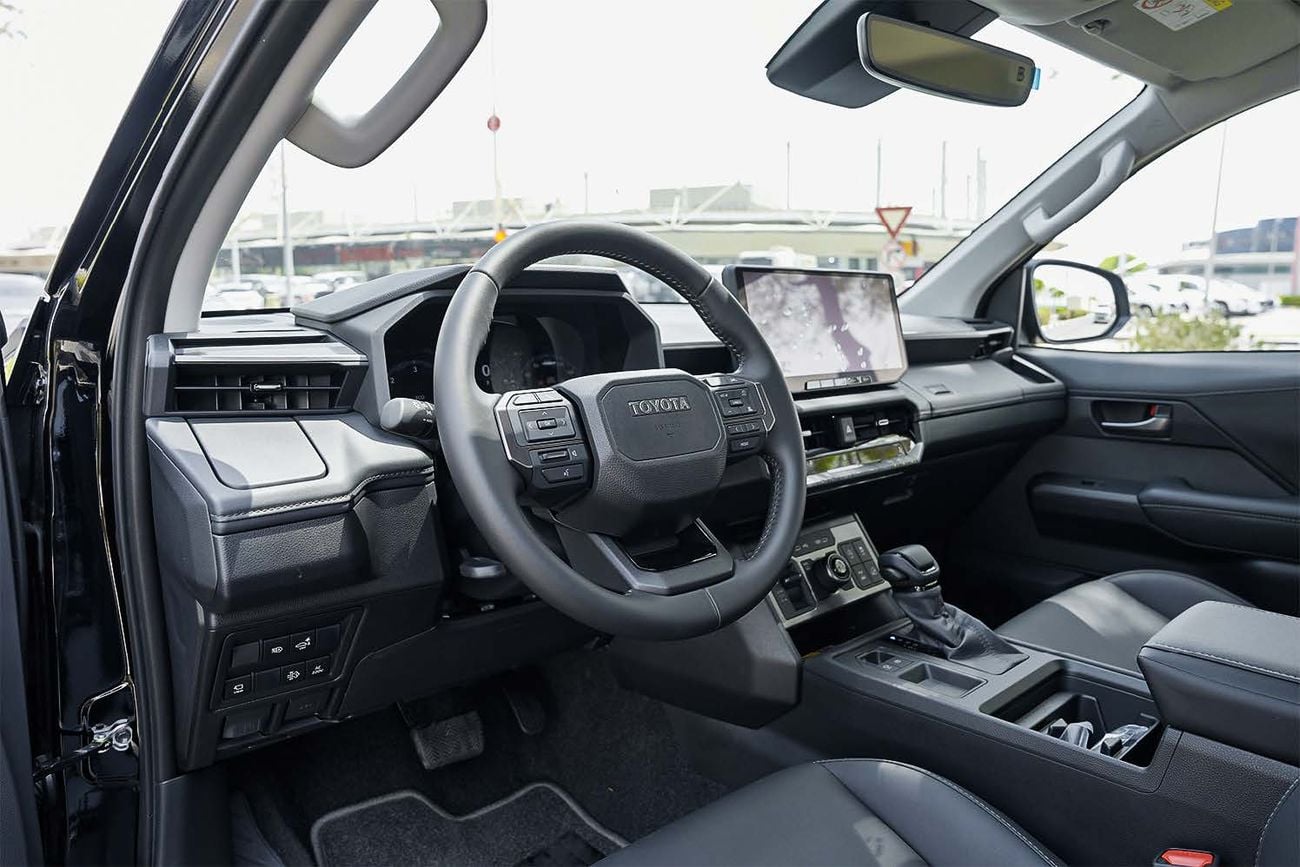 Toyota Hilux ADVENTURE 2026 Toyota Hilux Travo 2.8L Diesel 4x4 Automatic — Thailand Specs