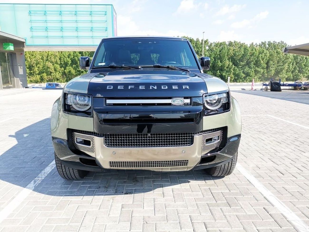 Land Rover Defender Land Rover Defender - 2023 - Green/Black