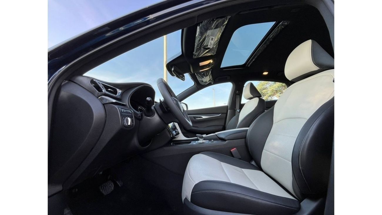 Infiniti QX55 Infiniti QX55 LUX AWD local dealer warrant ( Export price)