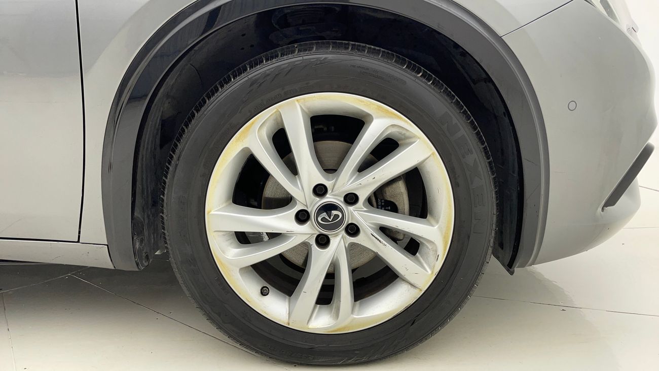 Infiniti Q30 PREMIUM 1.6 | Zero Down Payment | Free Home Test Drive