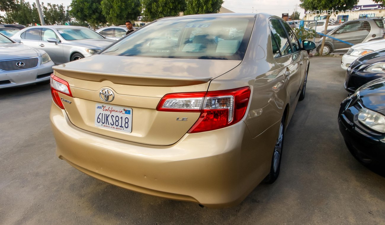 Toyota Camry LE