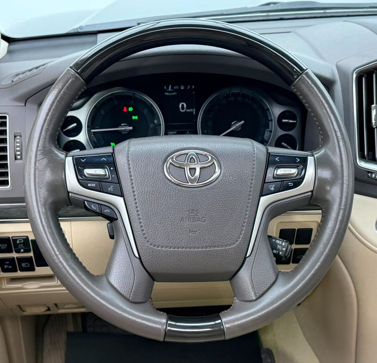 Toyota Land Cruiser 2020 Toyota Land Cruiser VX S, Auto Guard Warranty, Service History, GCC Specs