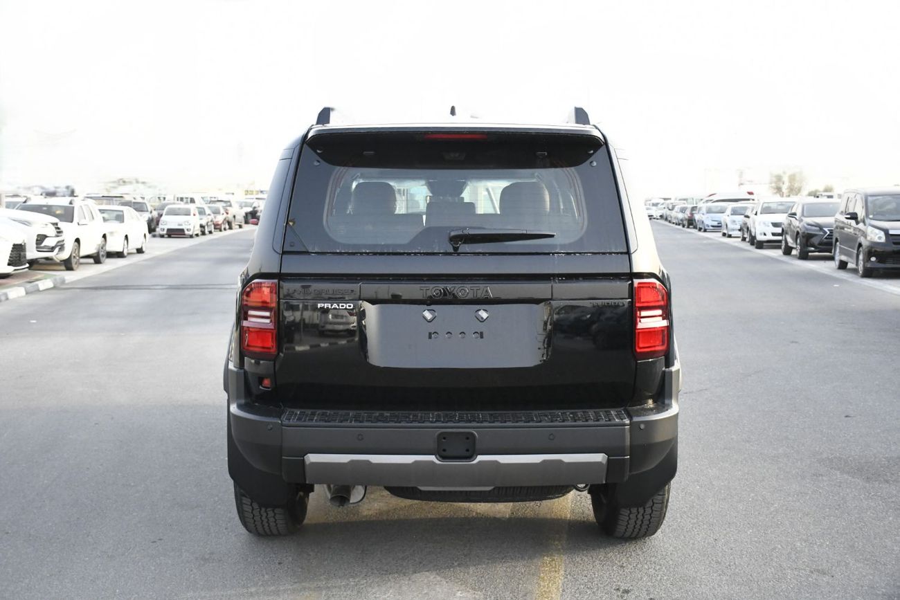 تويوتا برادو 2.4L Adventure petrol full option GCC ( Ready Stock)