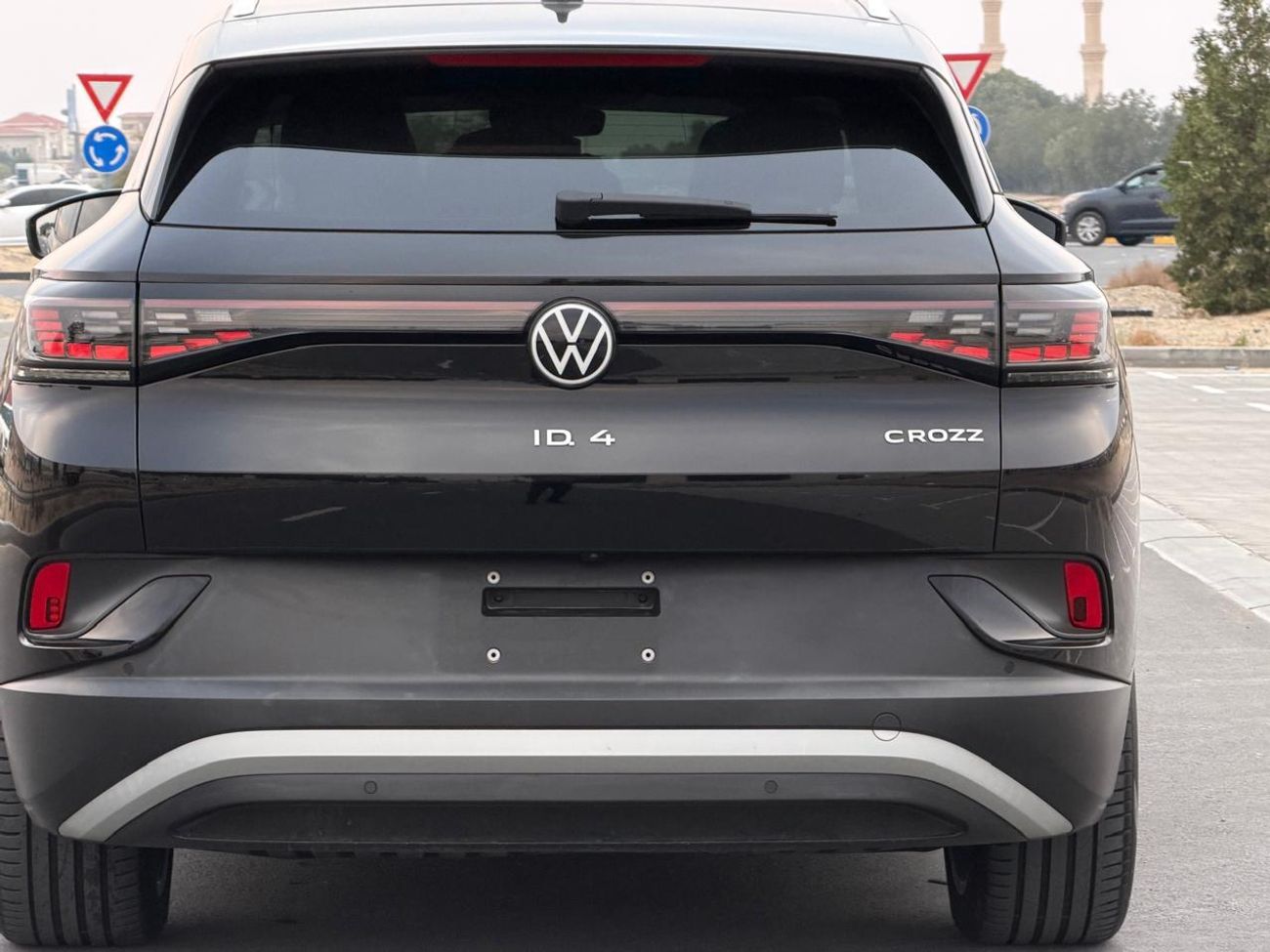 فولكس واجن ID.4 كروز حاله ممتازه من الداخل والخارج
