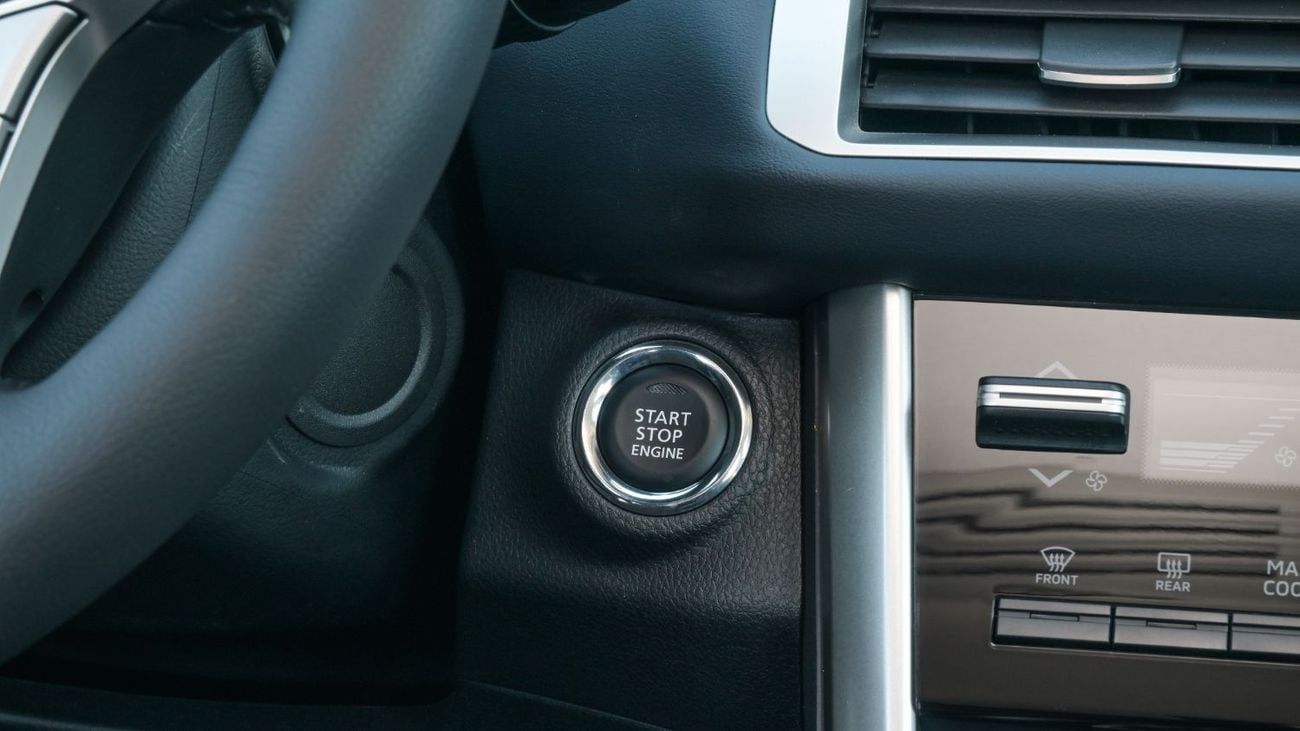 ميتسوبيشي إكسباندر كروس Brand New Mitsubishi Xpander Cross 2025 1.5L AT FWD|Grey/Black|XPANDER-CR-25| FOR EXPORT ONLY