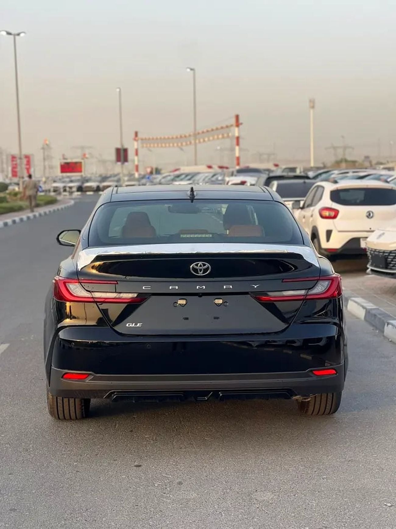 تويوتا كامري GLE 2.5L SPORT GCC Specs