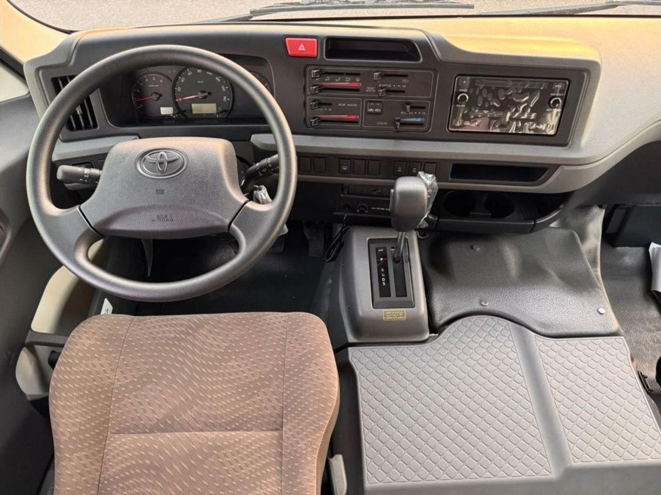 Toyota Coaster TOYOTA COASTER 2.8L AUTOMATIC 22 SEATER 2025