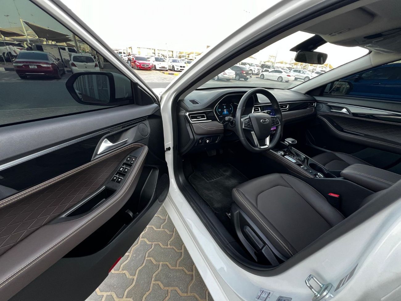 جاك J7 JAC J7 2023 GCC// FSH  // UNDER WARRANTY // FULL OPITION // ORGINAL PAINT