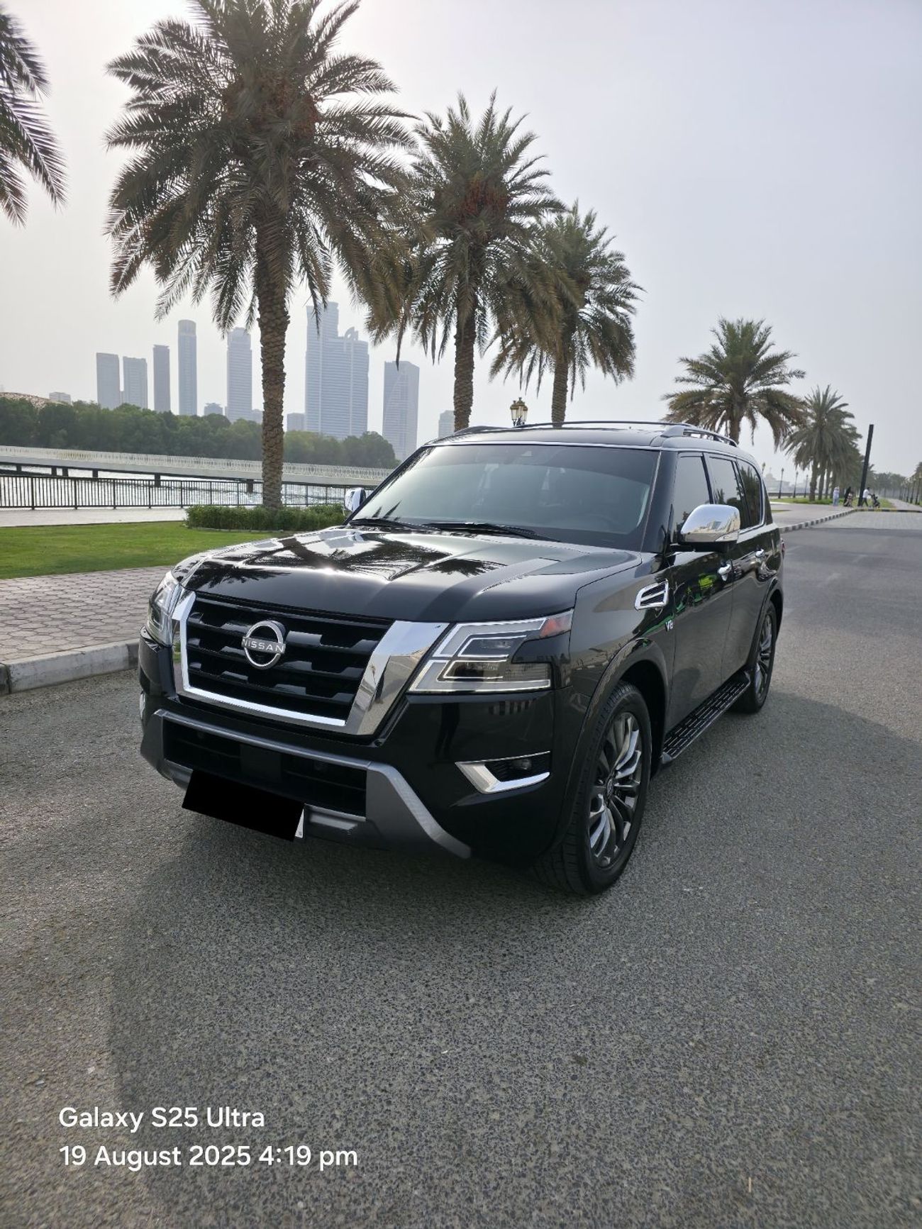 Nissan Armada Platinum