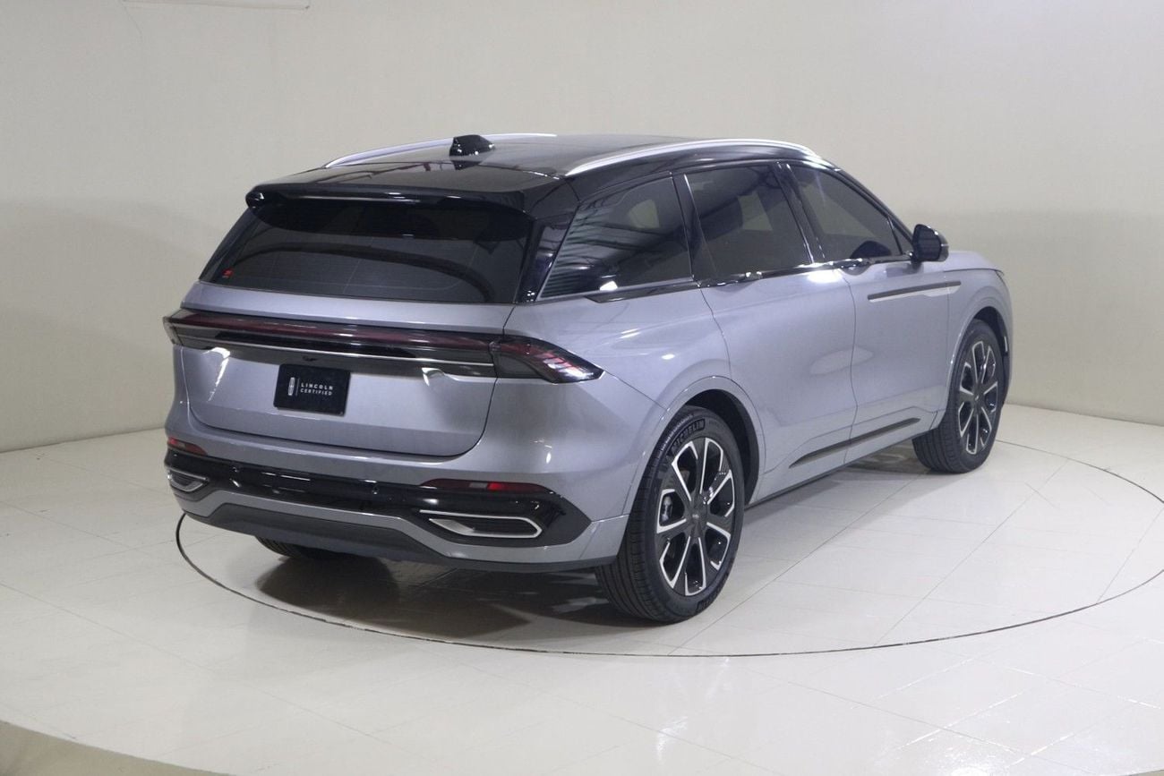 Lincoln Nautilus PRESIDENTIAL NAU425H / AL TAYER MOTORS AL QOUZ SHOWROOM