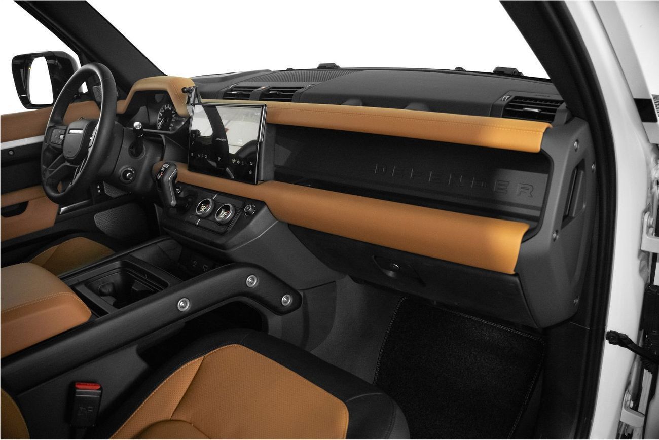 Land Rover Defender 130 SE P400 X Dynamic (7 Seater)