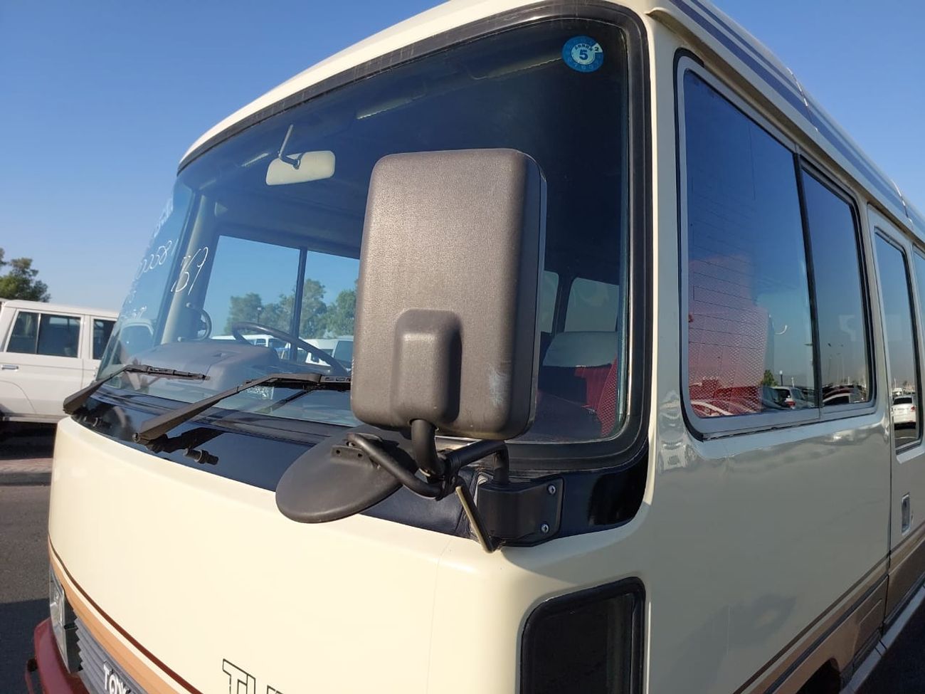 Toyota Coaster TOYOTA COASTER BUS RHD 1986 MODEL 4.0 L DIESEL MANUAL(PM00581)