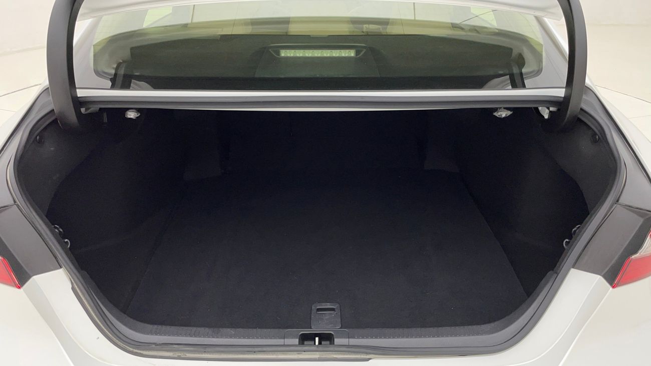 تويوتا كامري S 2.5 | بدون دفعة مقدمة | اختبار القيادة في المنزل