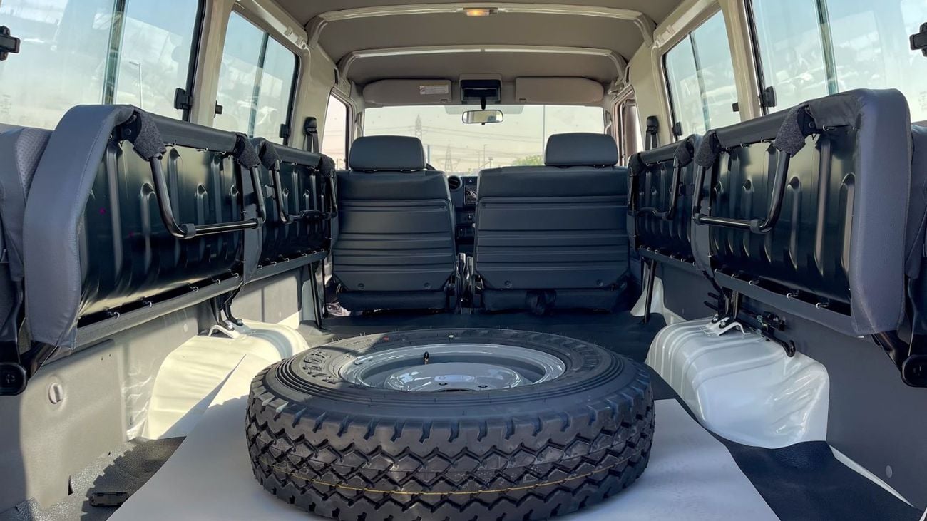 Toyota Land Cruiser 70 TOYOTA LC 78 4.2 V6 DSL 3 DOOR HTOP 2025 MODEL