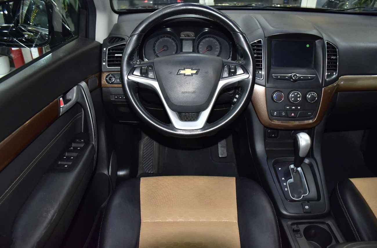 شيفروليه كابتيفا EXCELLENT DEAL for our Chevrolet Captiva LT ( 2017 Model ) in Black Color GCC Specs