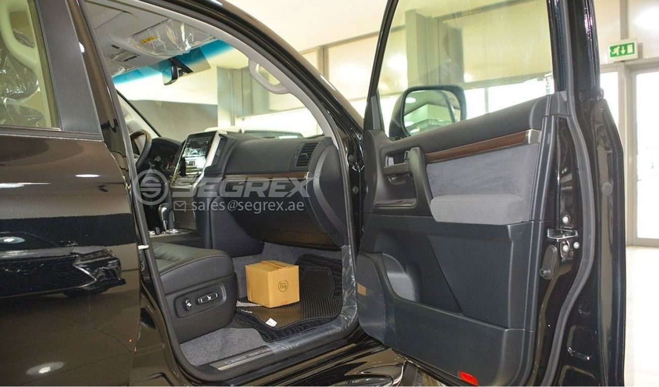 تويوتا لاند كروزر 4.5 TDSL GXR AT WITH LEATHER SEATS & POWER SEAT ( D + P )