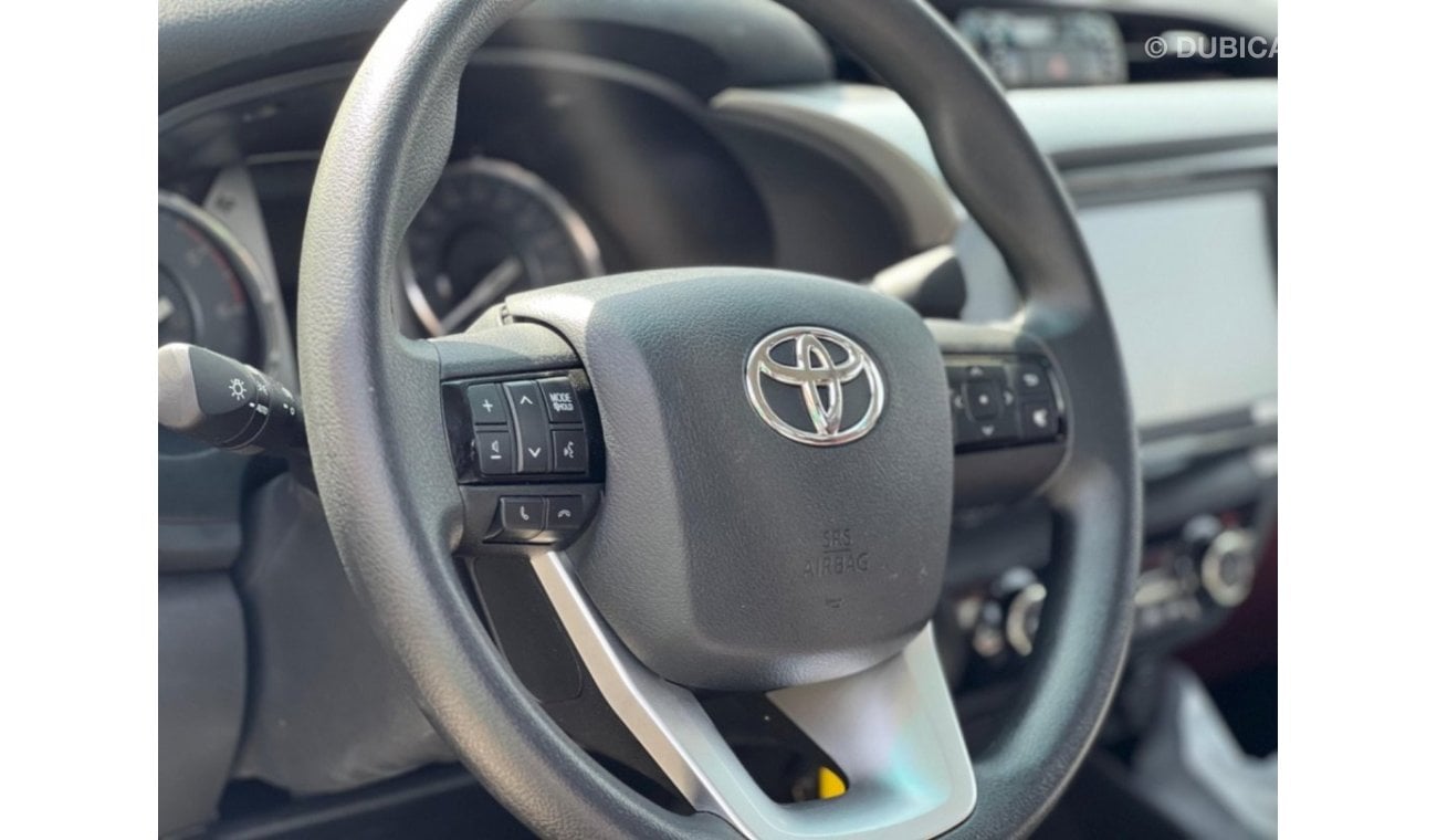 تويوتا هيلوكس Toyota Hilux 2.4 Disiel engine Manual Transmission Full Option