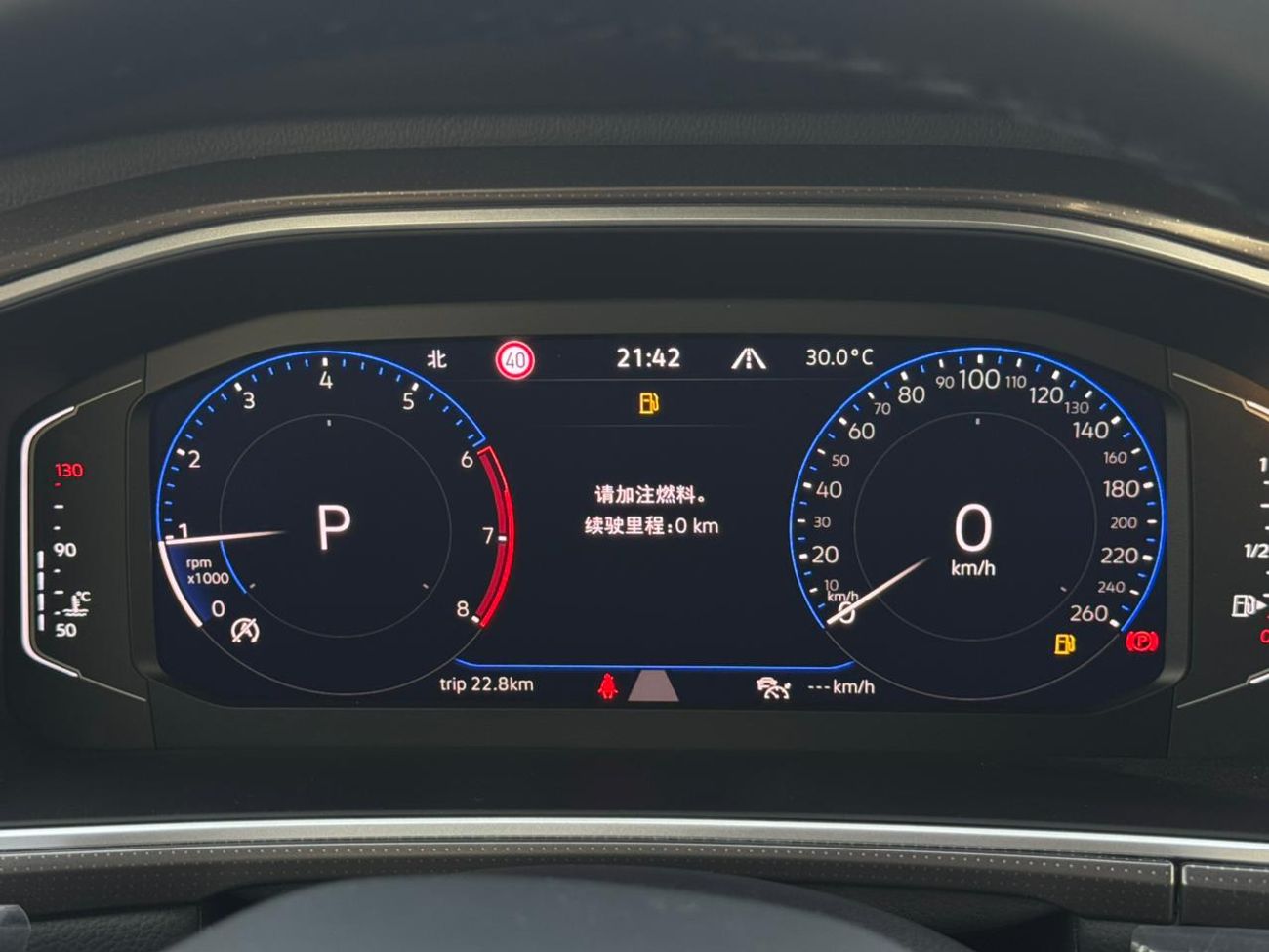 فولكس واجن T ROC 300 TSI 1.5L Turbo Petrol 2025 Export Price @ 71,000 AED