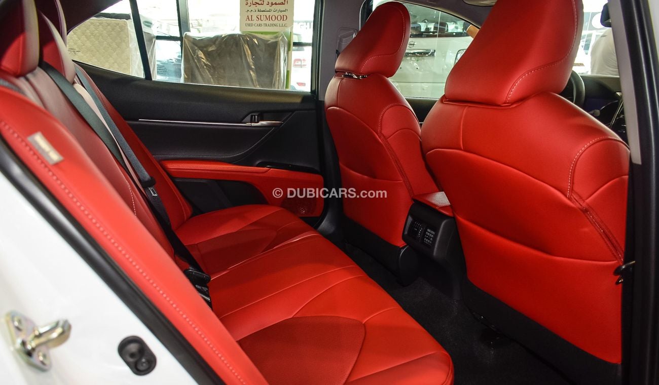 تويوتا كامري XSE