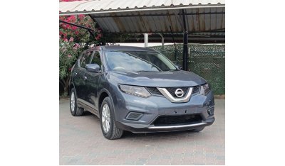 Nissan X-Trail S